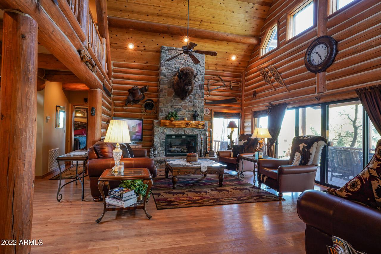 2280 S Twin Peaks Tr., Show Low, AZ 85901