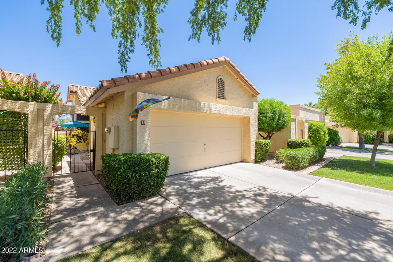 26 W Calle De Arcos St., Tempe, AZ 85284