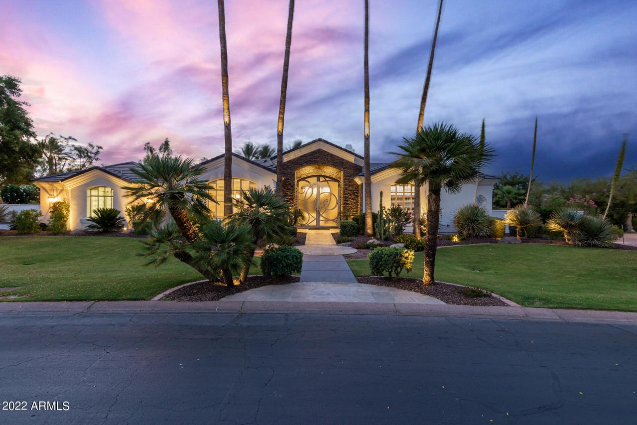 7090 E Foothill Dr., Paradise Valley, AZ 85253
