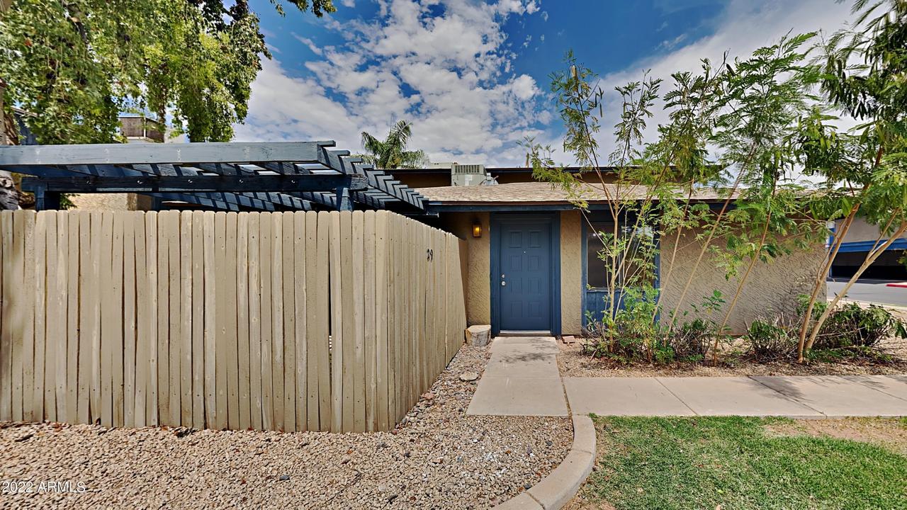 286 W Palomino Dr. #29, Chandler, AZ 85225