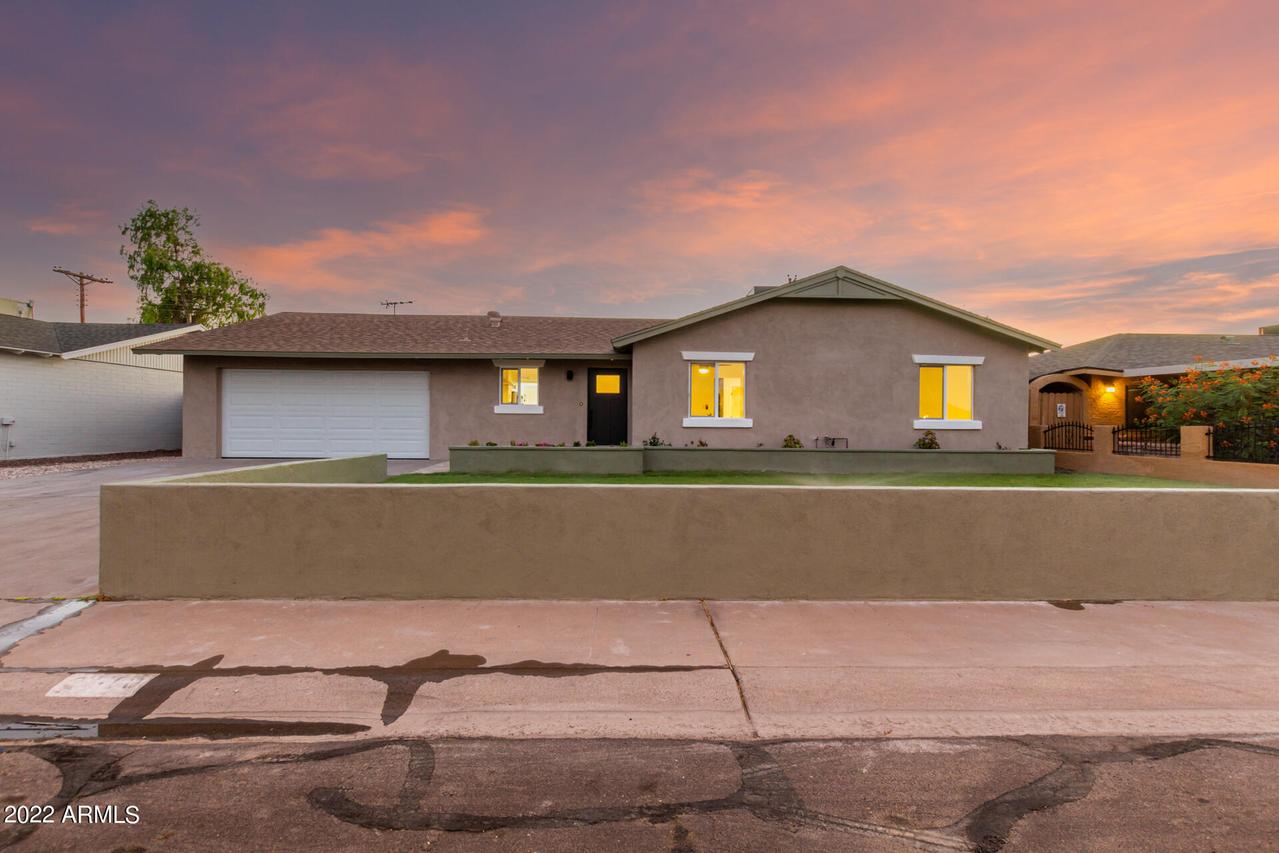 2110 N 68th Pl., Scottsdale, AZ 85257