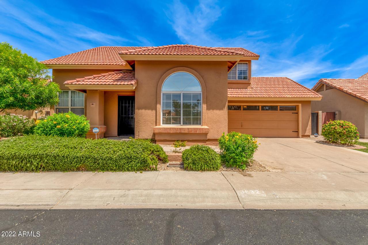 3832 E Kent Dr., Phoenix, AZ 85044