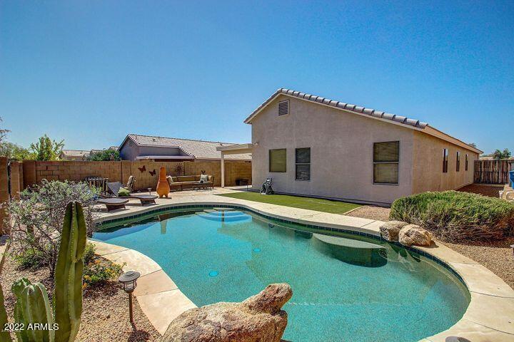 2233 E Electra Ln., Phoenix, AZ 85024