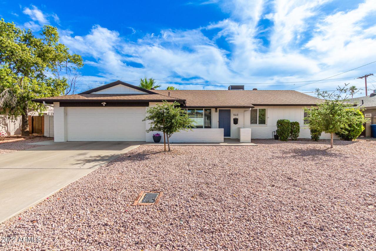 940 E Manhatton Dr., Tempe, AZ 85282