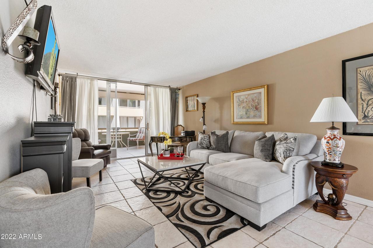 7625 E Camelback Rd. #A211, Scottsdale, AZ 85251