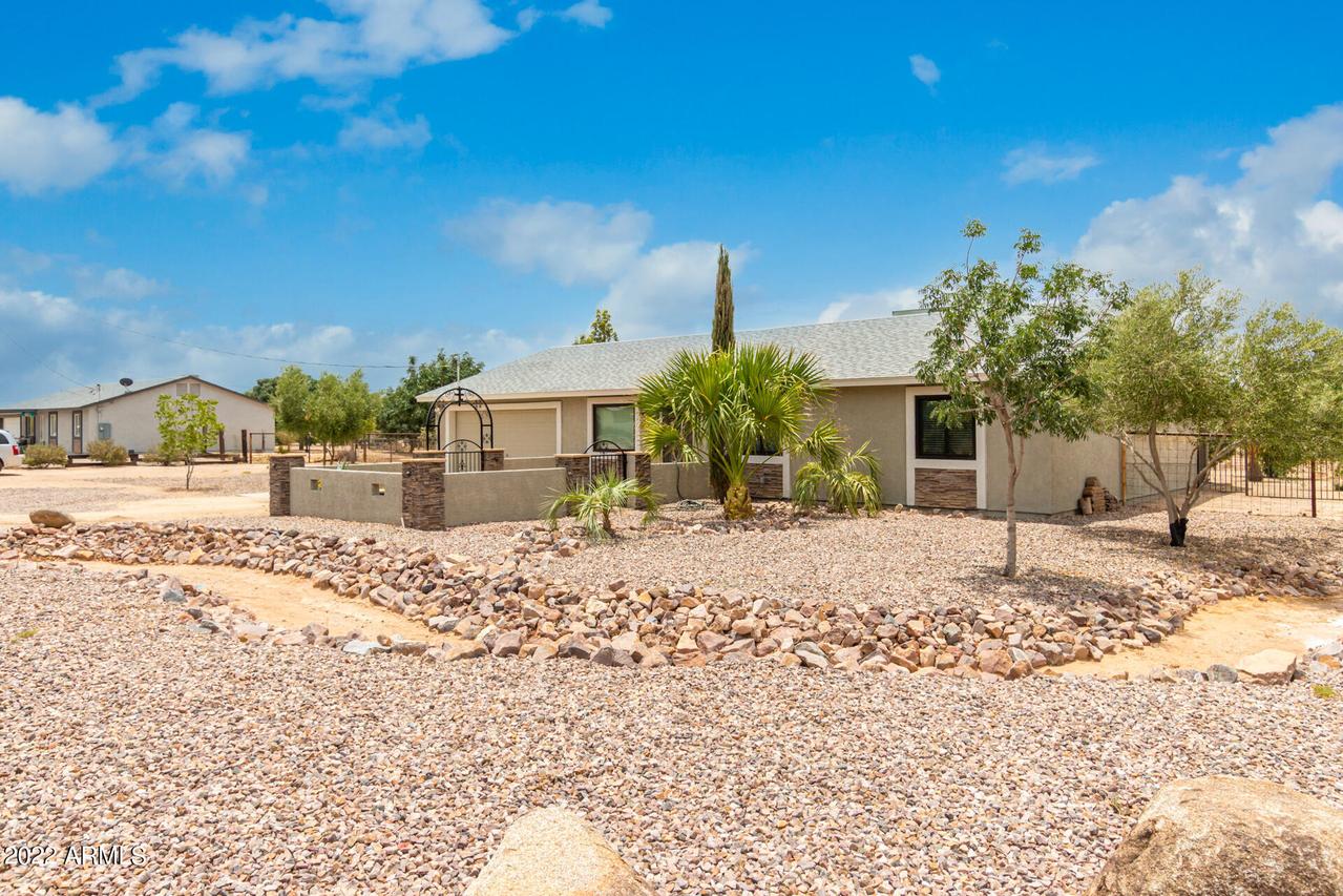 7666 N Andi Ln., Florence, AZ 85132