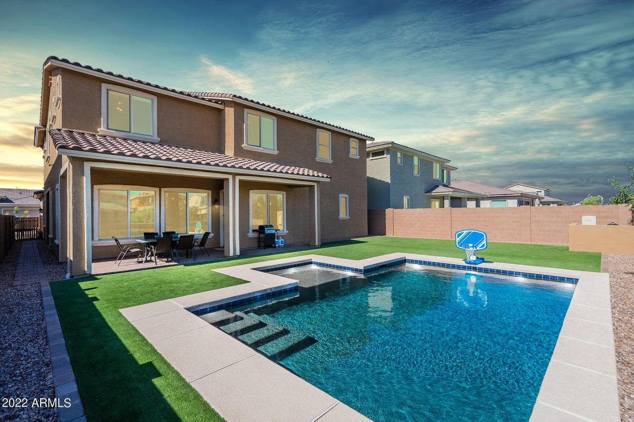 20937 E Canary Way, Queen Creek, AZ 85142