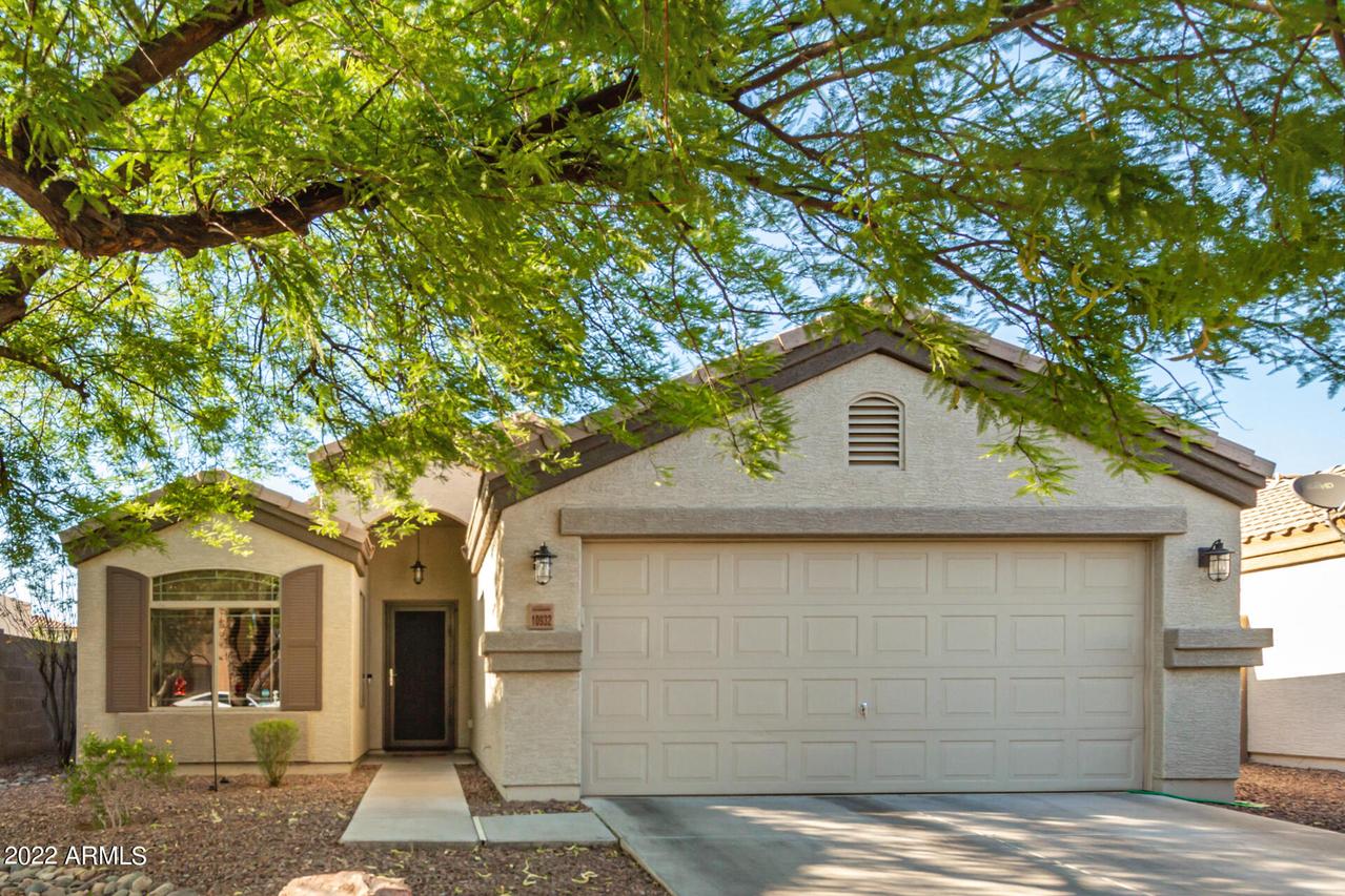10932 W Taft St., Phoenix, AZ 85037