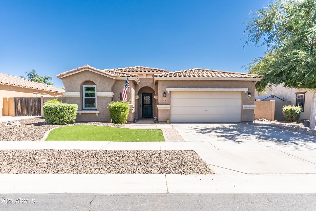 1261 E Strawberry Dr., Gilbert, AZ 85298