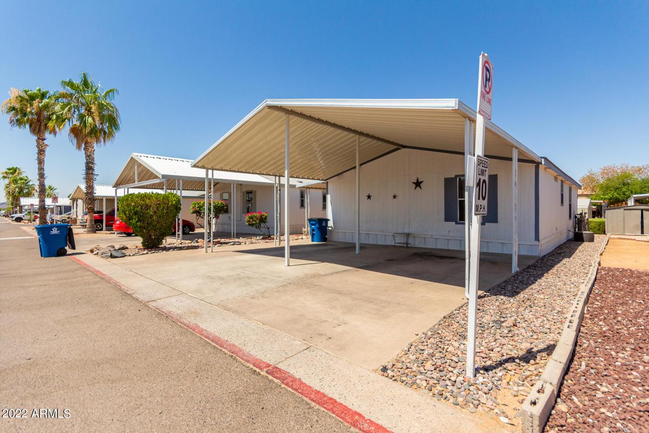 2120 E Bluefield Ave. #126, Phoenix, AZ 85022