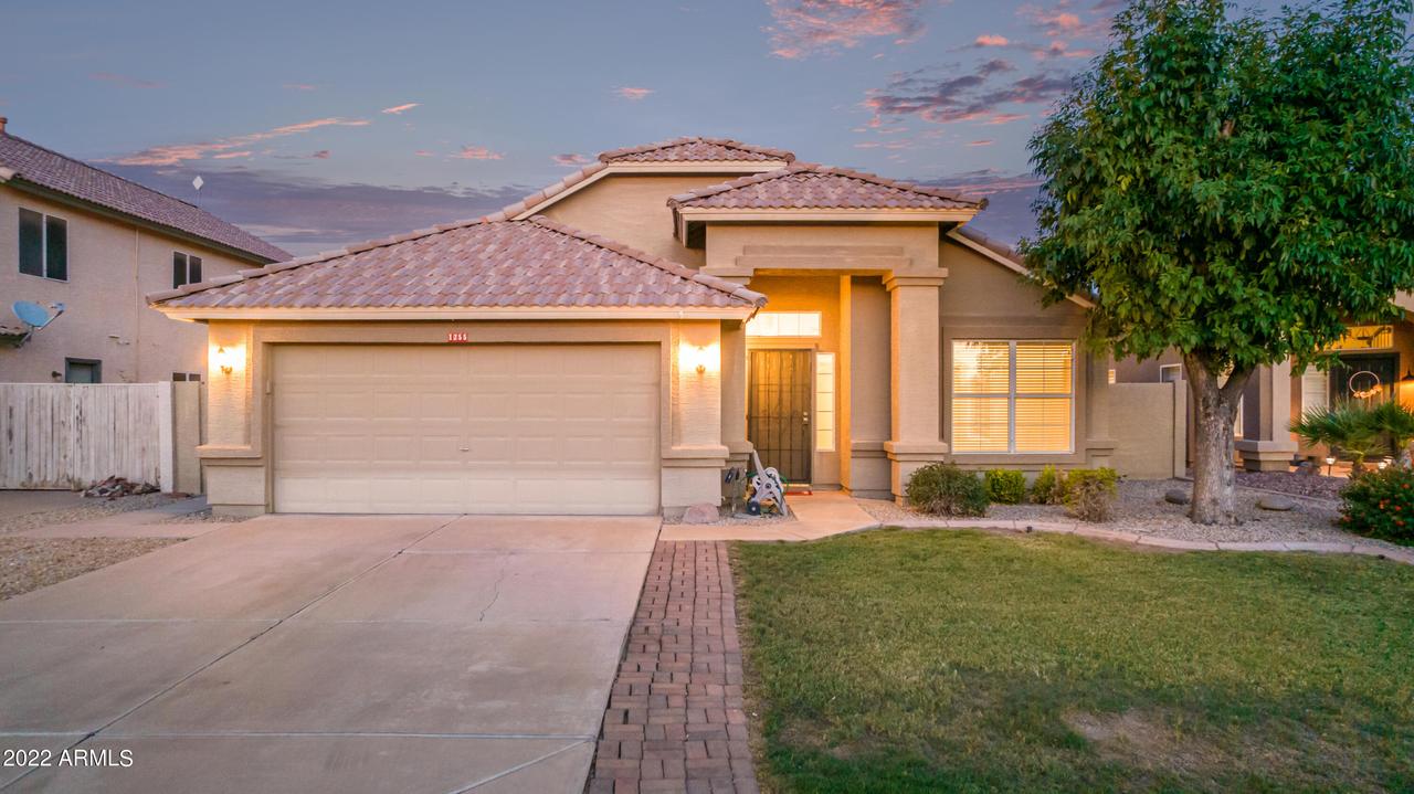 1255 S La Arboleta St., Gilbert, AZ 85296