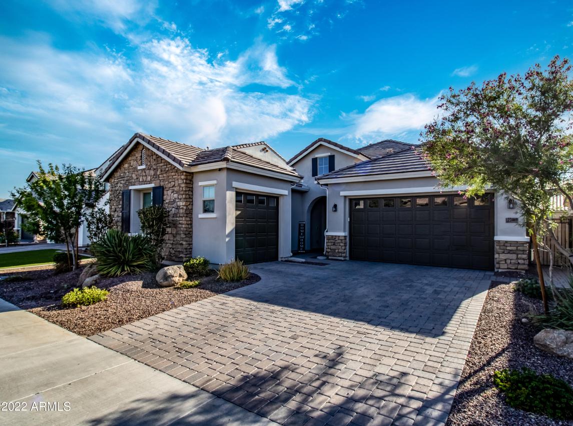 22469 N 96th Dr., Peoria, AZ 85383