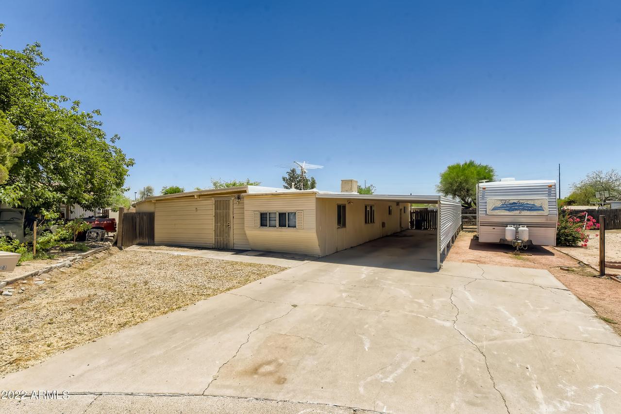 2621 E Morrow Dr., Phoenix, AZ 85050