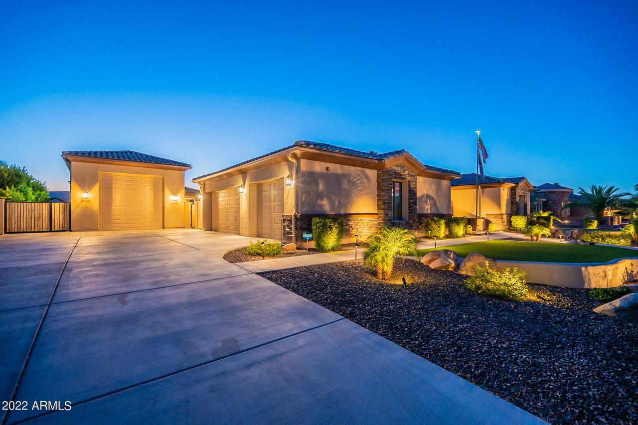 5618 N 180th Ln., Litchfield Park, AZ 85340