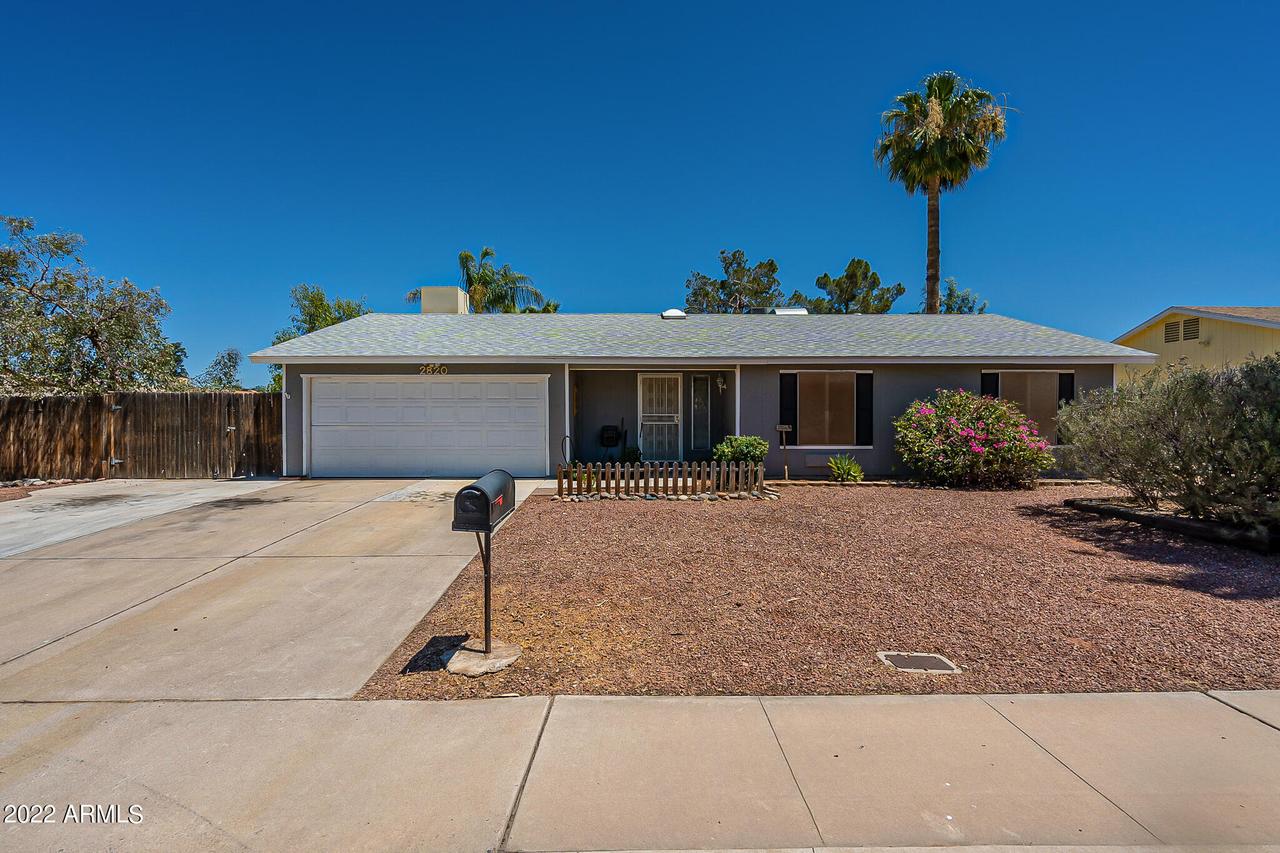 2820 E Inverness Ave., Mesa, AZ 85204