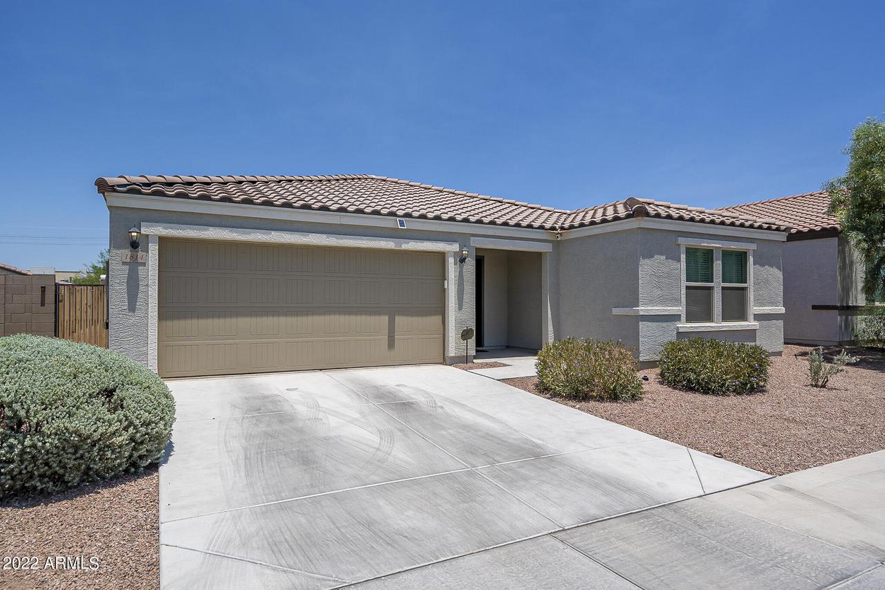 1814 E Grove St., Phoenix, AZ 85040