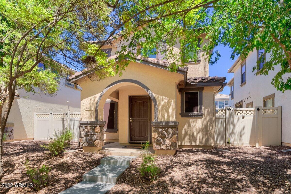 1050 S Deerfield Ln., Gilbert, AZ 85295