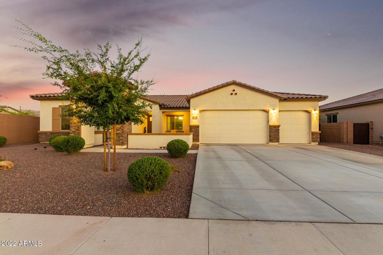 2223 W Winston Dr., Phoenix, AZ 85041