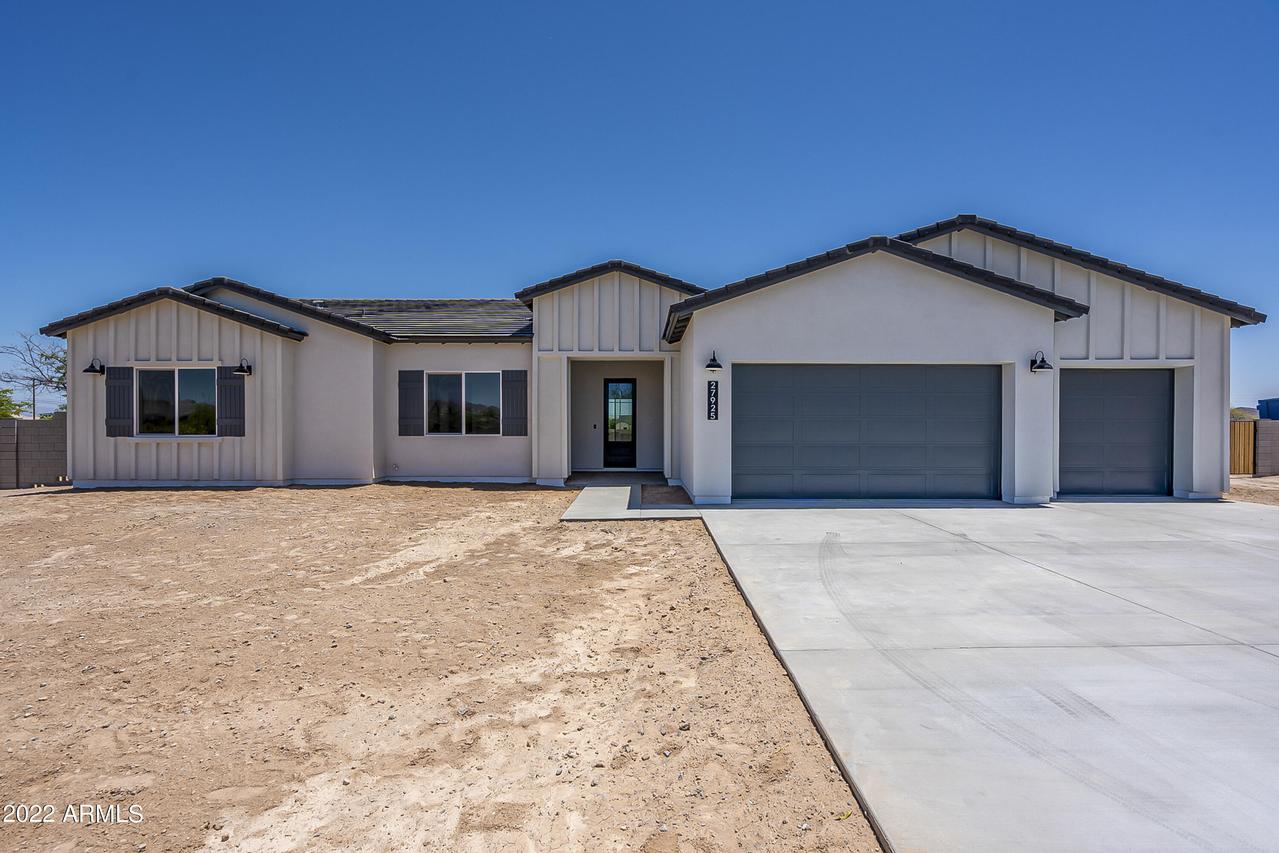 2921 W Latona Rd., Laveen, AZ 85339