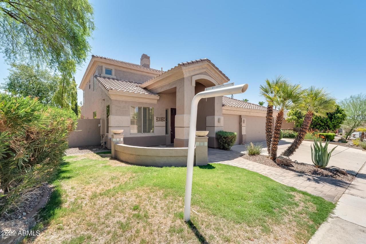 16629 S 16th Ave., Phoenix, AZ 85045