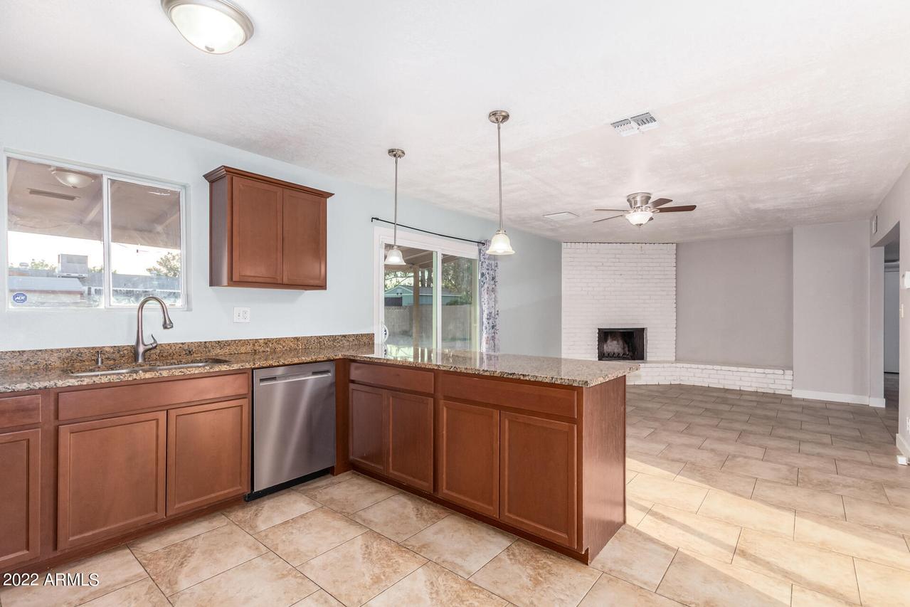 108 S Cholla St., Gilbert, AZ 85233