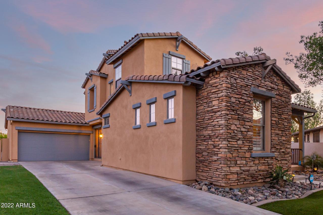 15499 W Aster Dr., Surprise, AZ 85379