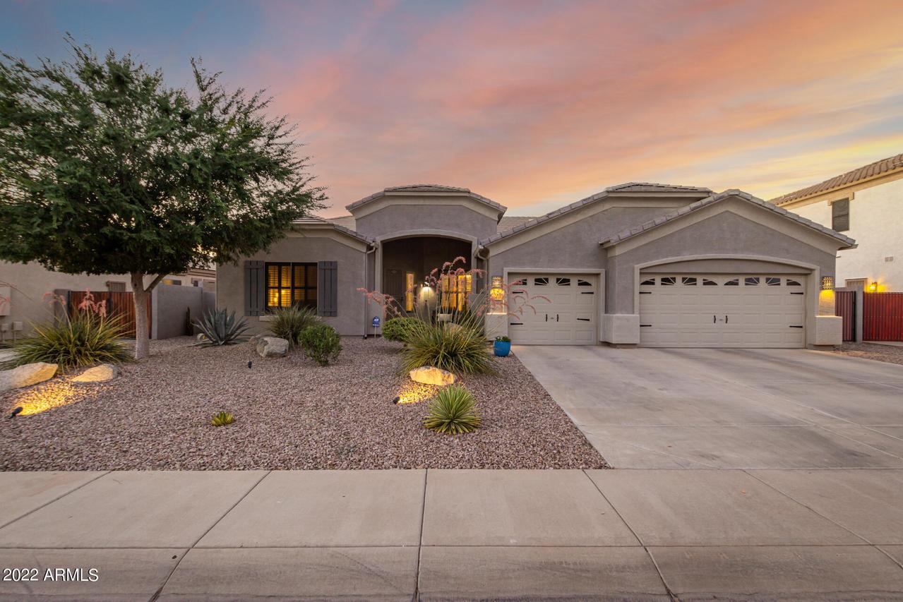 2982 E Canyon Creek Dr., Gilbert, AZ 85295
