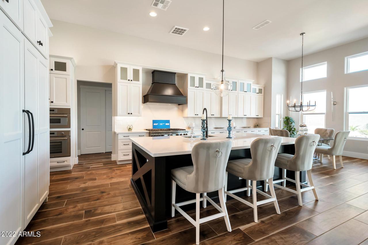 25232 S Pyrenees Ct., Queen Creek, AZ 85142