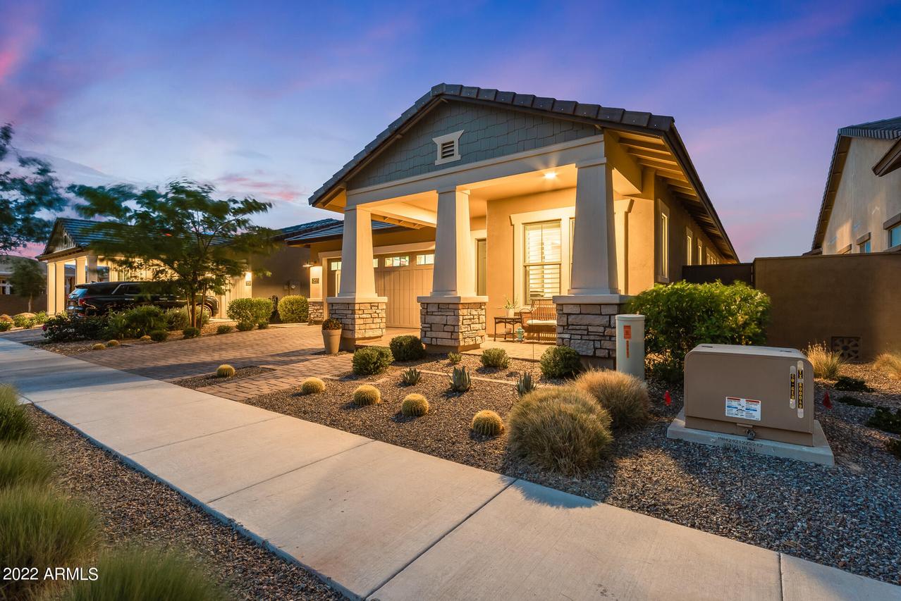 25937 N 19th Ln., Phoenix, AZ 85085