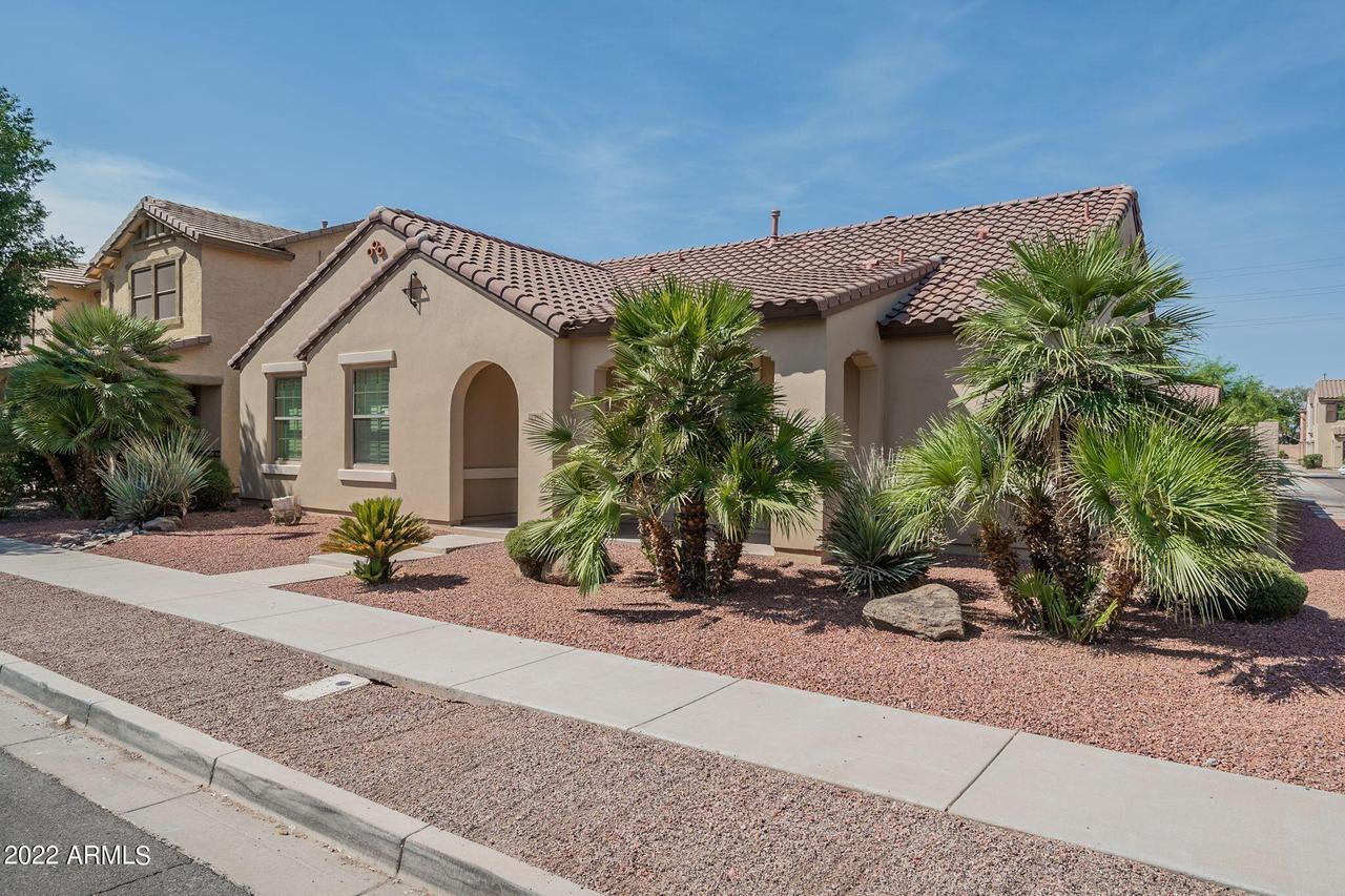 2761 E Del Rio St., Gilbert, AZ 85295