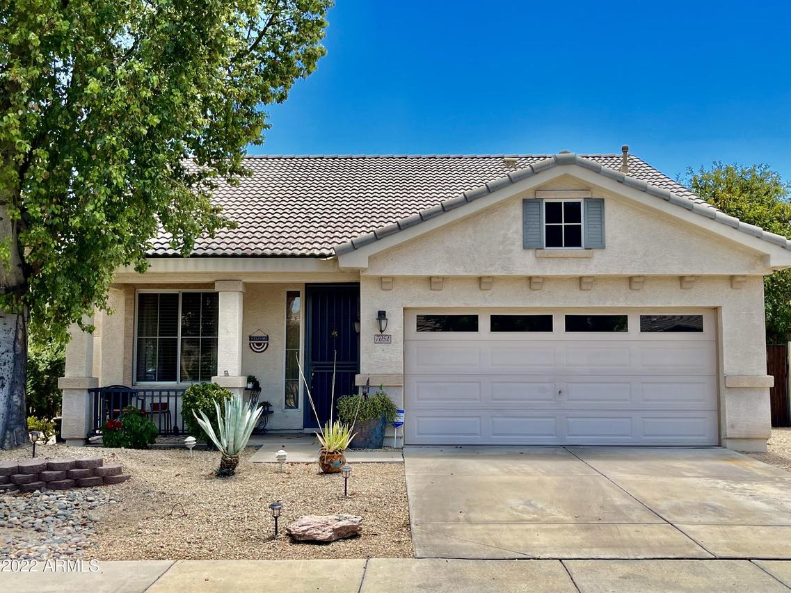 7051 W Blackhawk Dr., Glendale, AZ 85308
