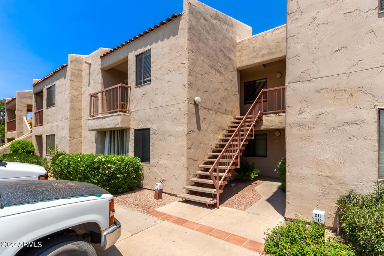 9345 N 92nd St. #212, Scottsdale, AZ 85258