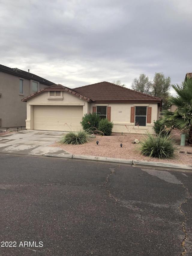 1059 E Mountain View Rd., San Tan Valley, AZ 85143