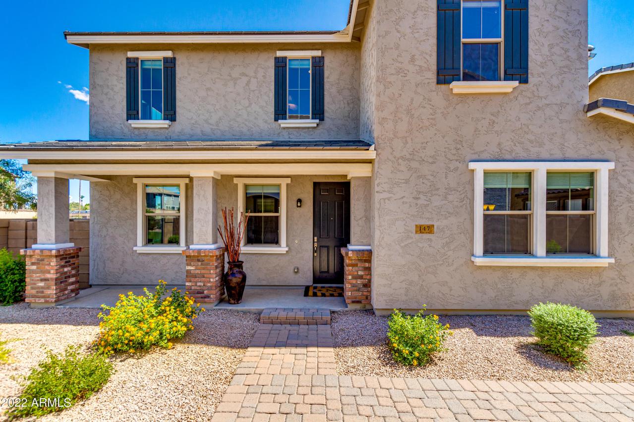 147 N 56th Pl., Mesa, AZ 85205