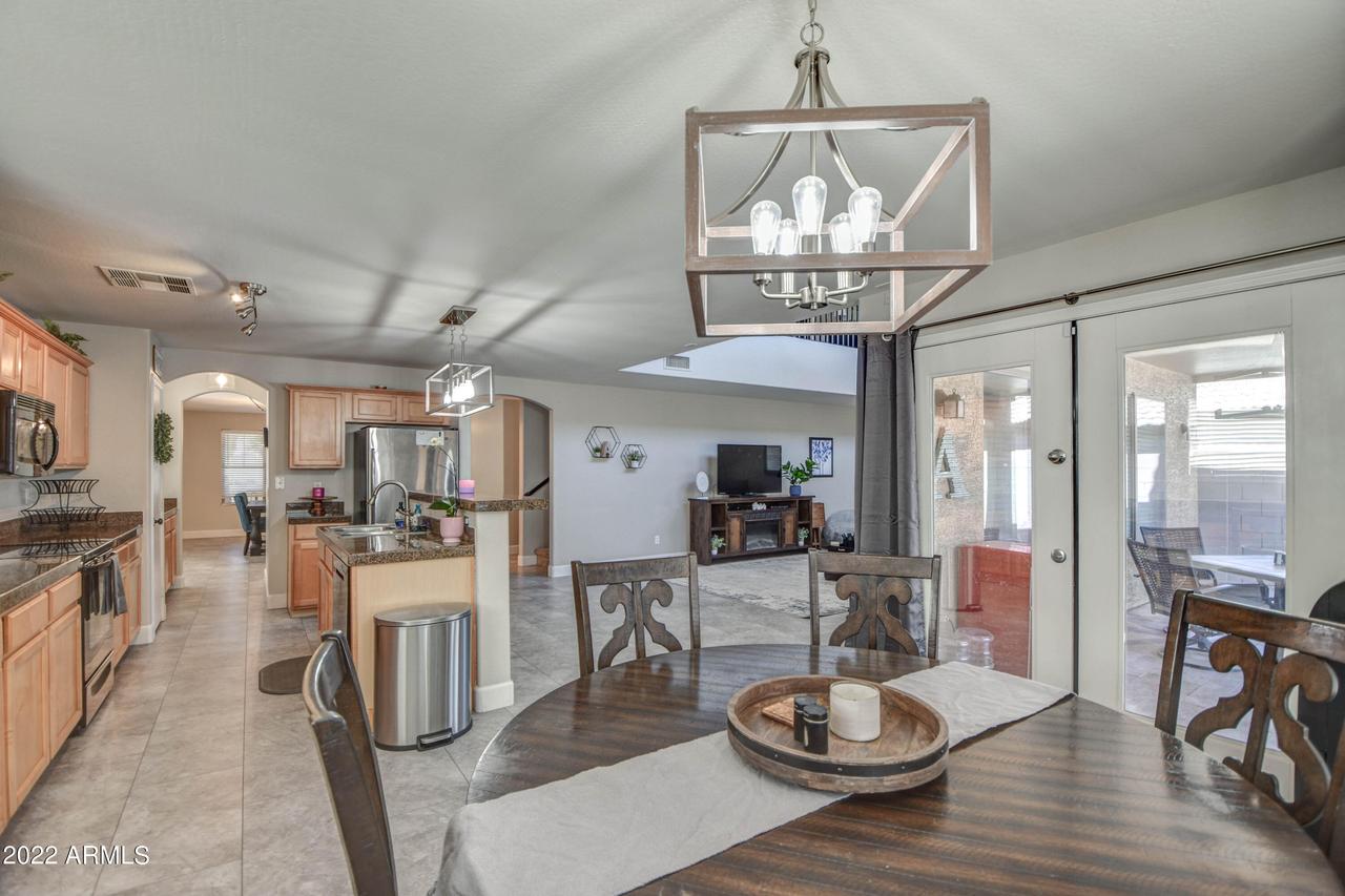 10522 W Edgemont Dr., Avondale, AZ 85392
