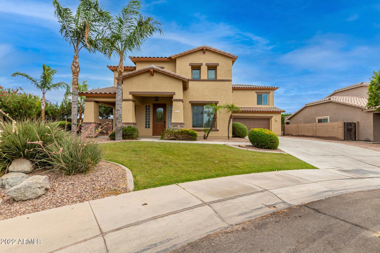 2741 E Coconino Dr., Chandler, AZ 85249