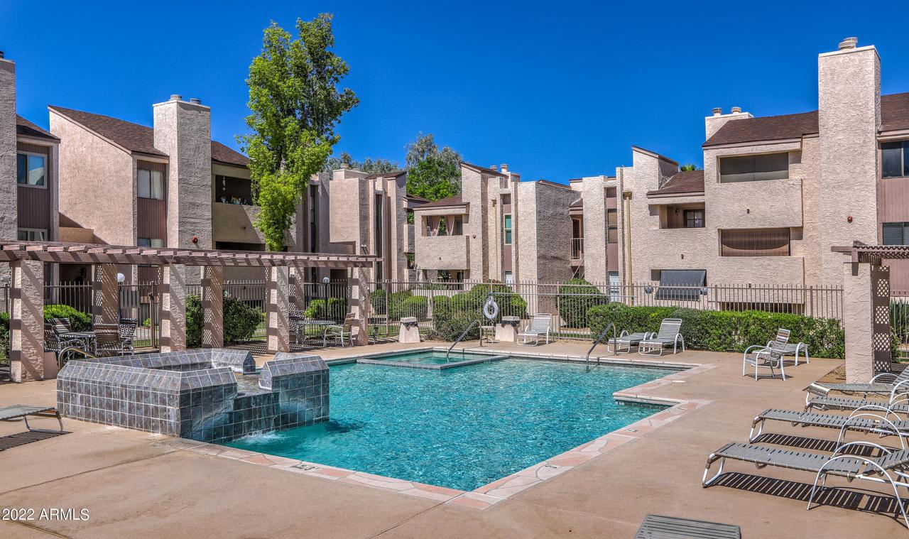 7510 E Thomas Rd. #217, Scottsdale, AZ 85251