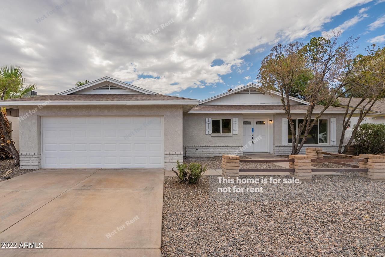 5039 W Mercer Ln., Glendale, AZ 85304