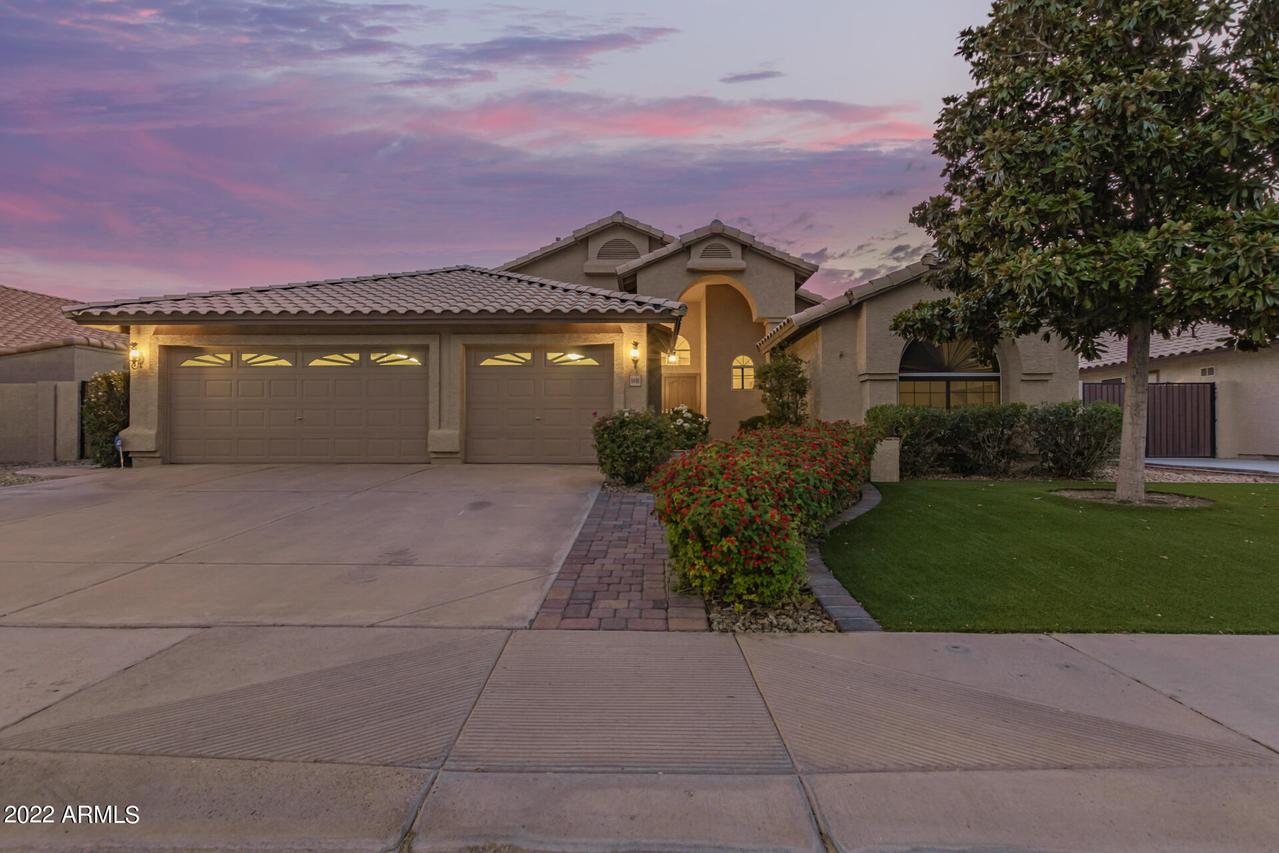 9490 S Beck Ave., Tempe, AZ 85284