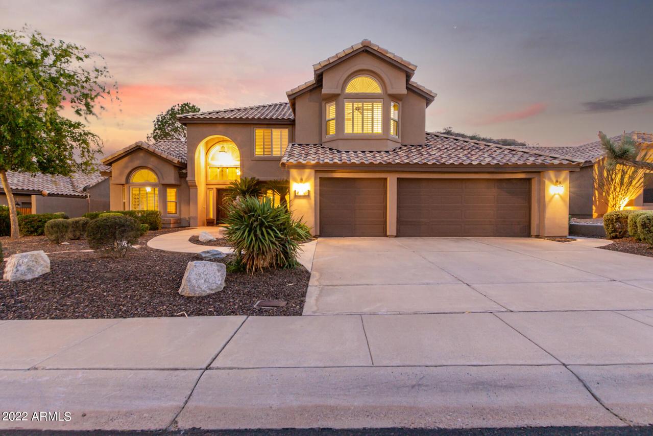 14230 S 24th Way, Phoenix, AZ 85048