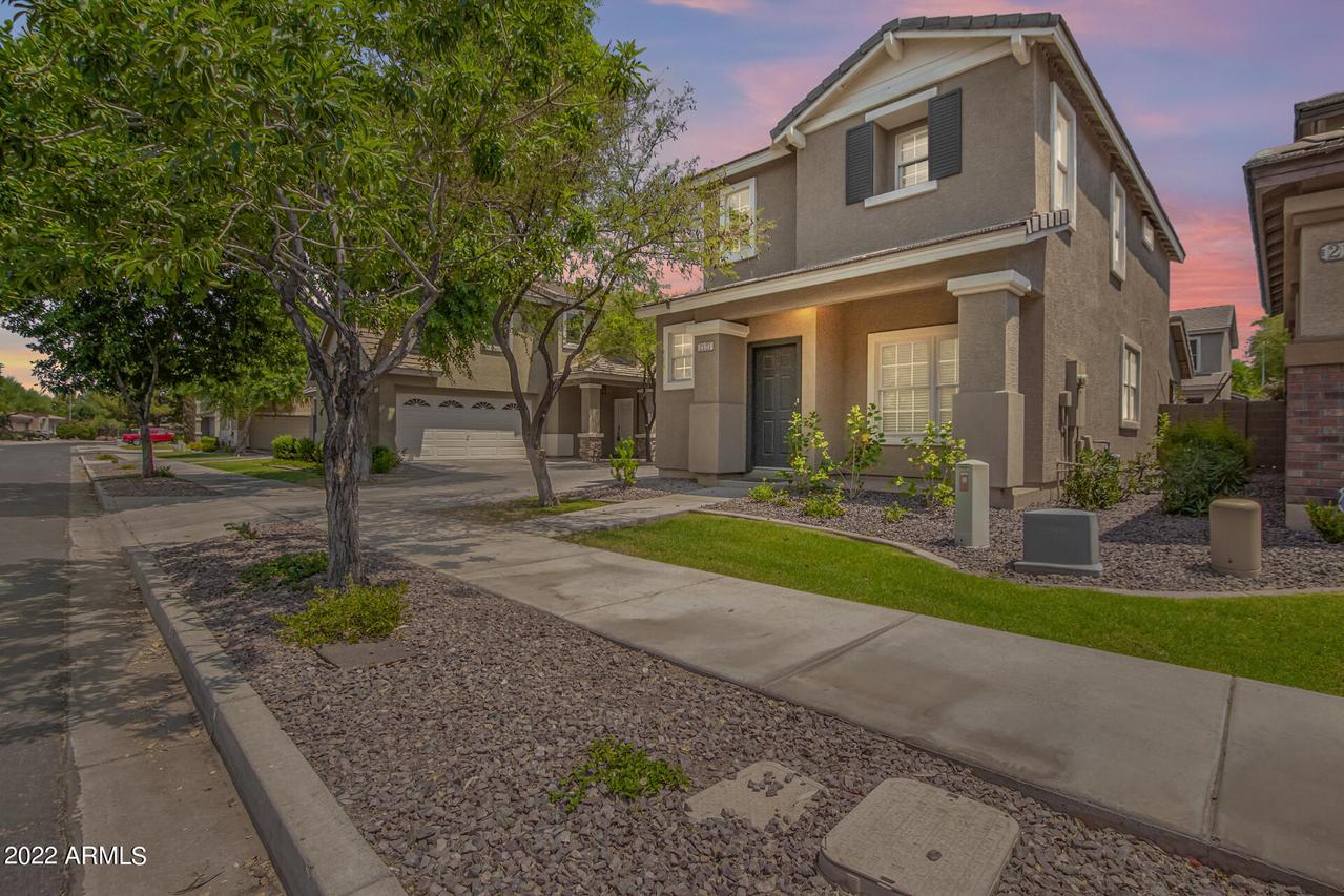 2127 E Bowker St., Phoenix, AZ 85040