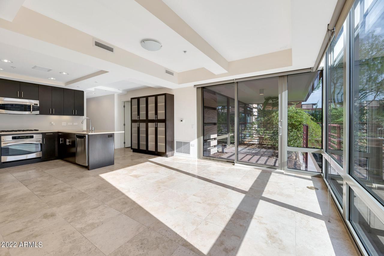 7131 E Rancho Vista Dr. #6009, Scottsdale, AZ 85251