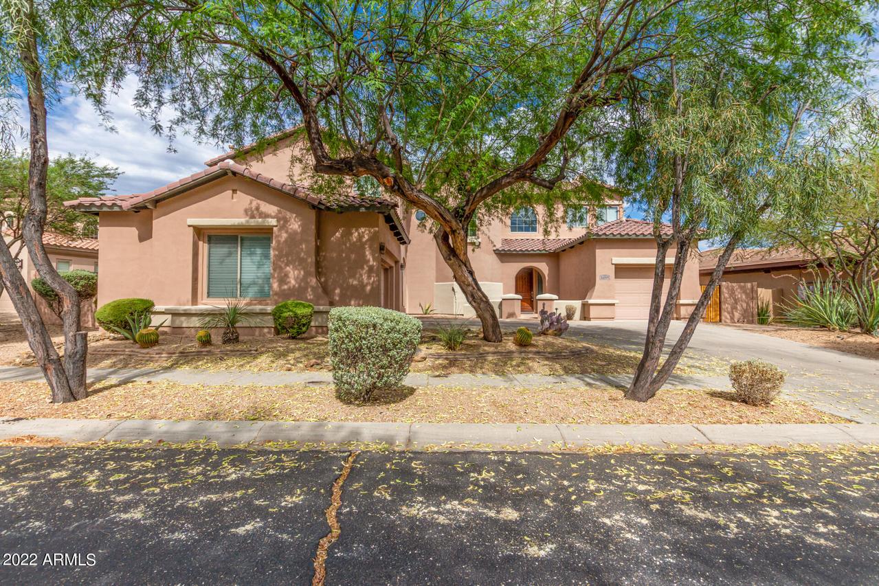 32005 N 19th Ln., Phoenix, AZ 85085