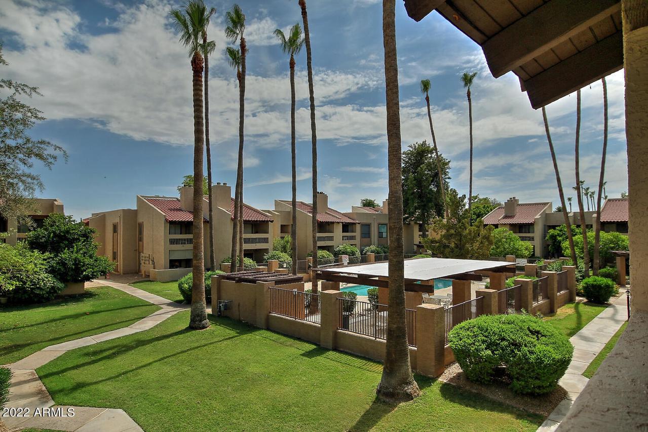 8651 E Royal Palm Rd. #214, Scottsdale, AZ 85258