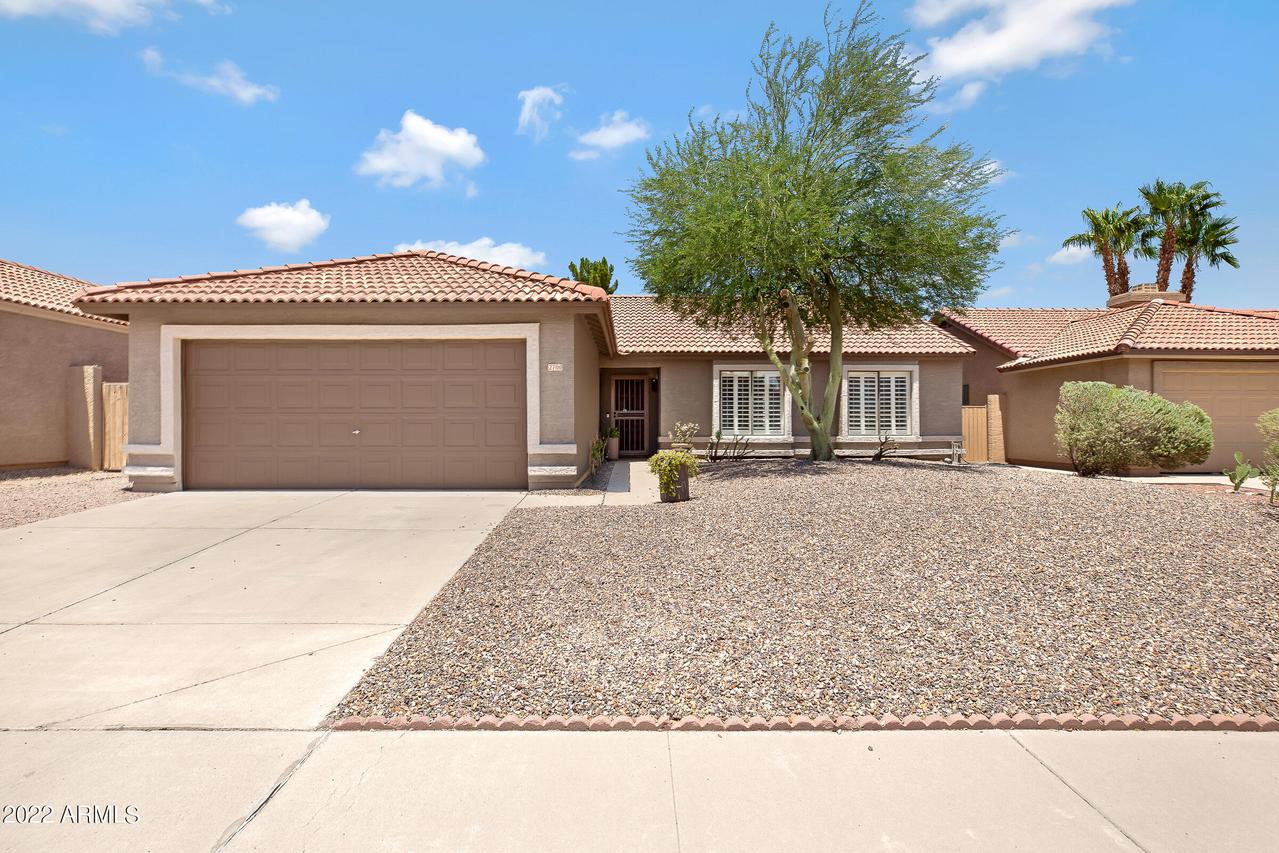2706 E Rock Wren Rd., Phoenix, AZ 85048