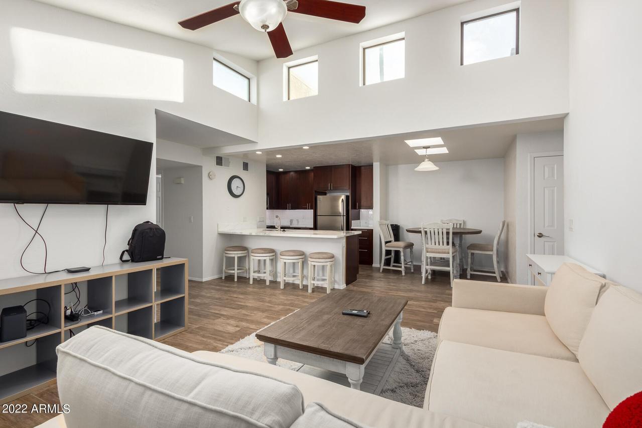 2935 N 68th St. #207, Scottsdale, AZ 85251