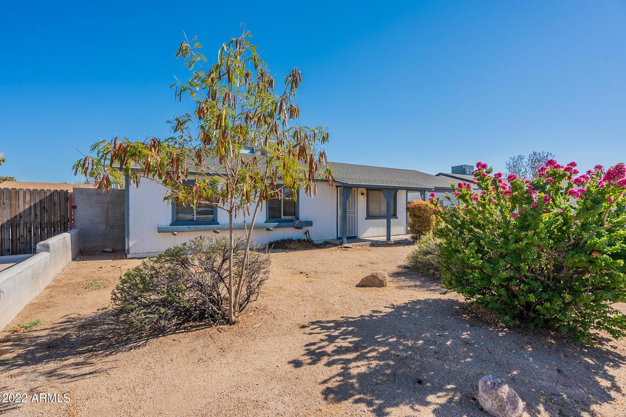 3735 E Janice Way, Phoenix, AZ 85032