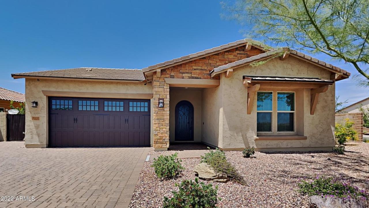 9310 W Daley Ln., Peoria, AZ 85383