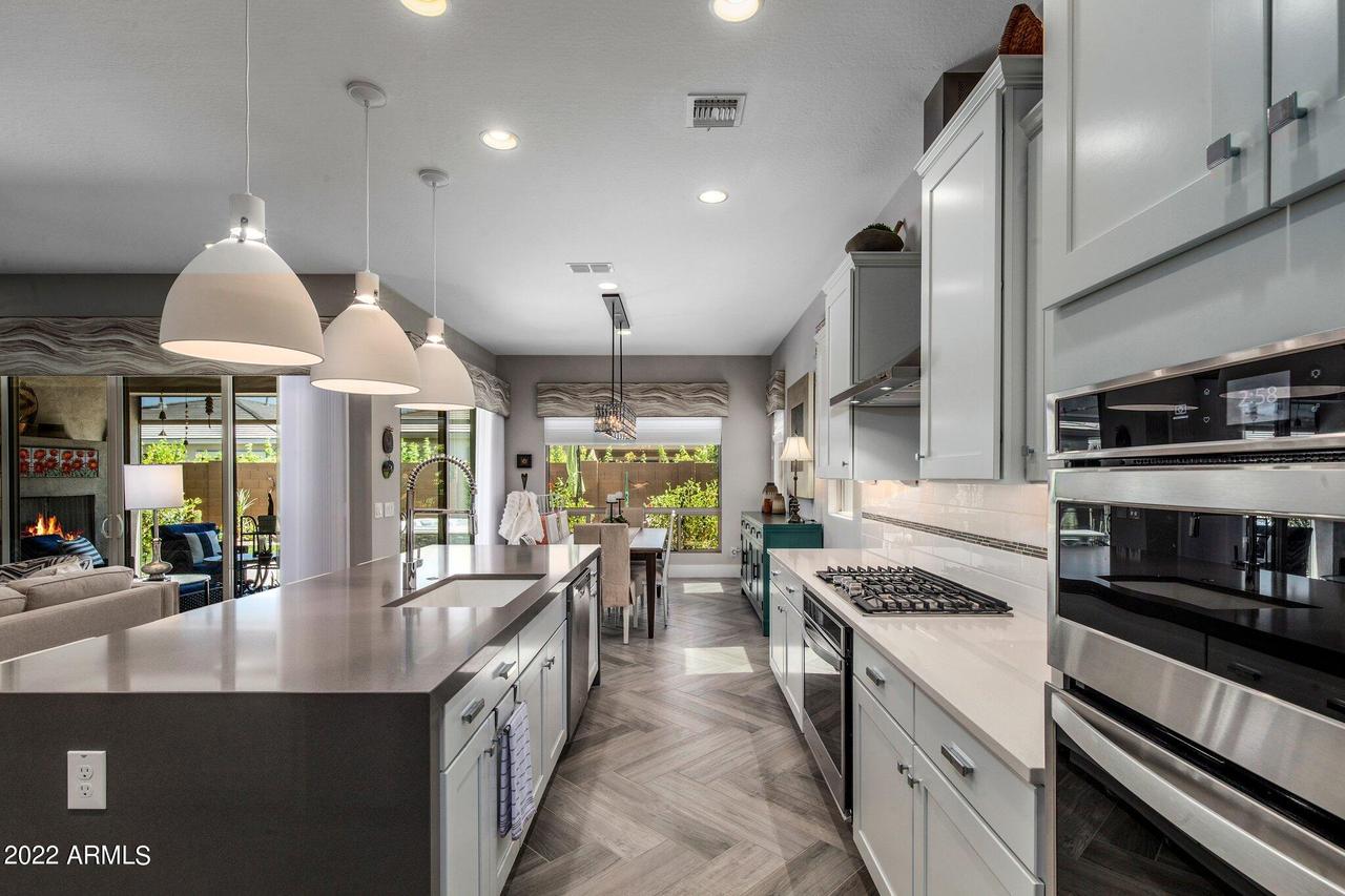 2837 E Pike St., Phoenix, AZ 85050
