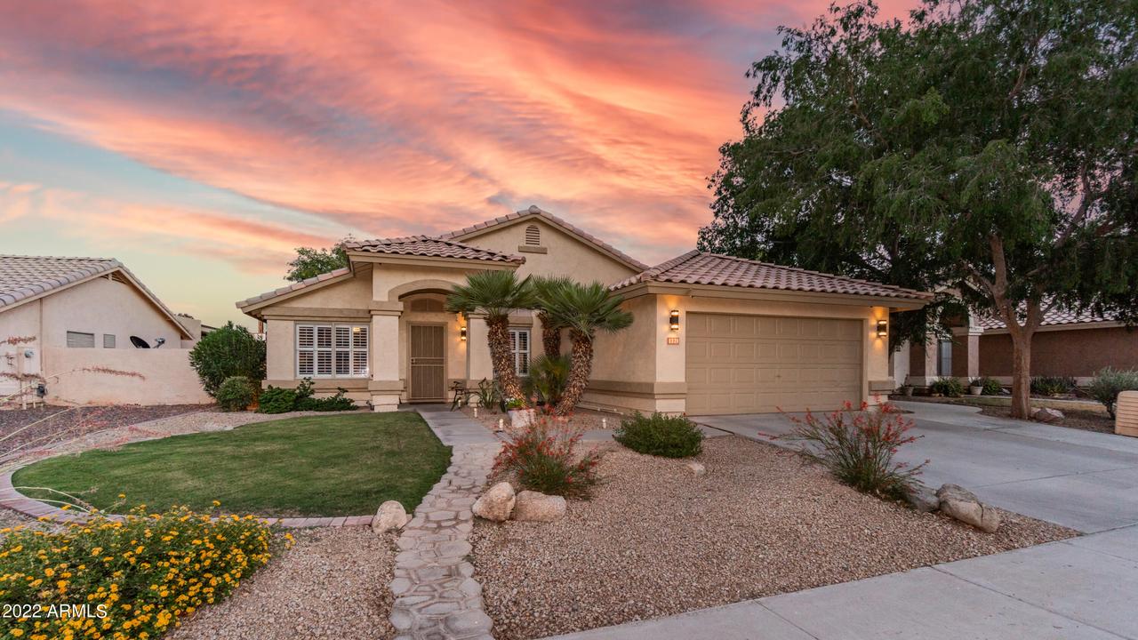 1221 W Canary Way, Chandler, AZ 85286